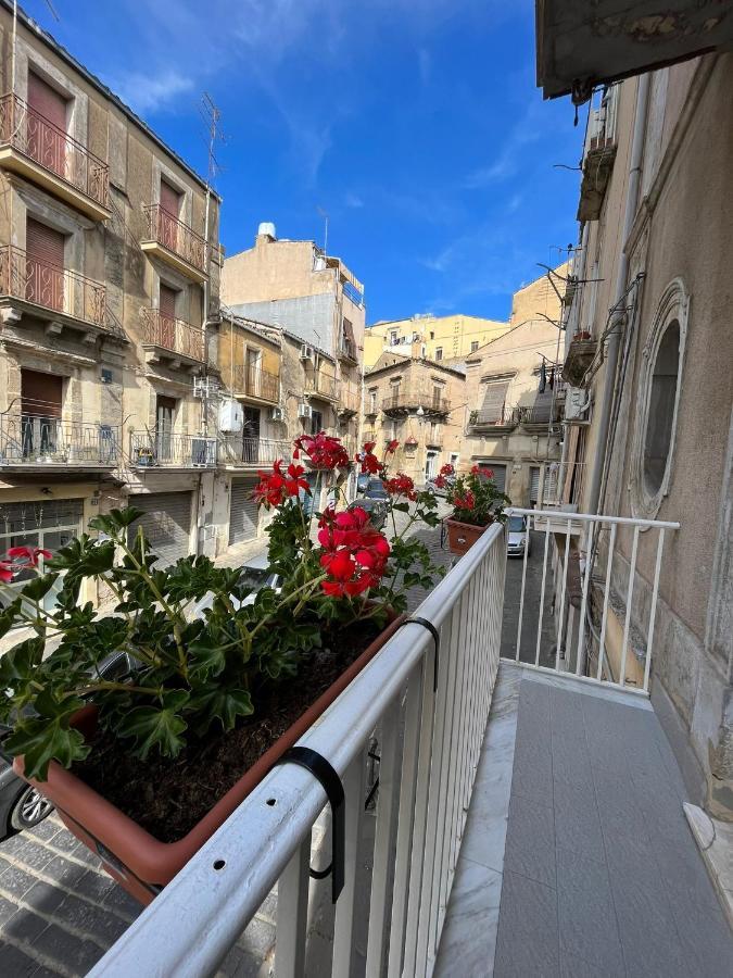 Casa Di Giovi Leilighet Caltagirone Eksteriør bilde